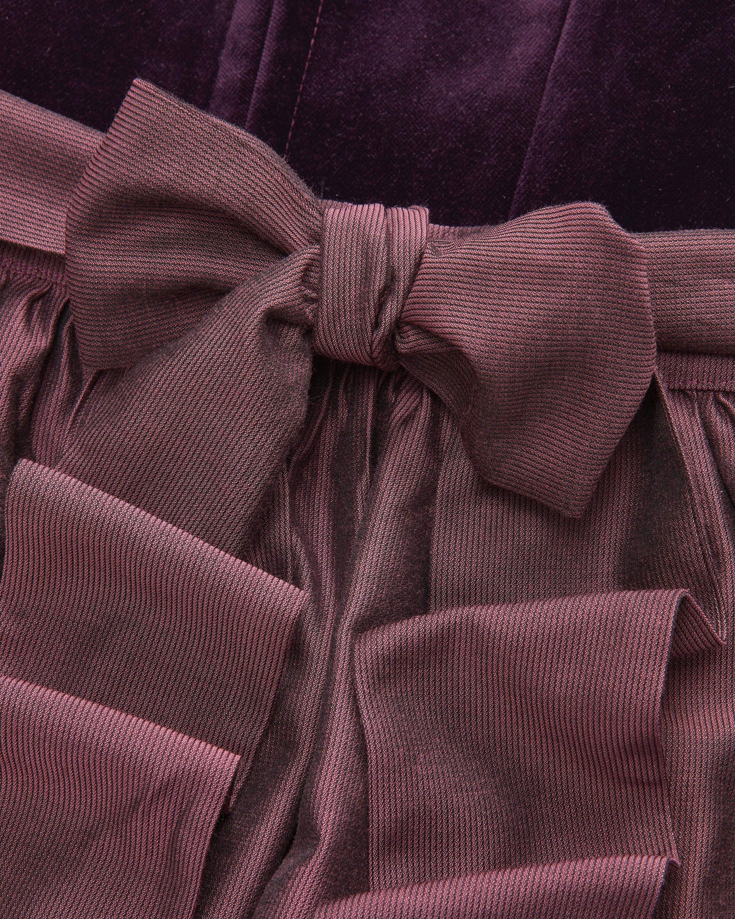 Dirndl Clara mit 2 Schürzen