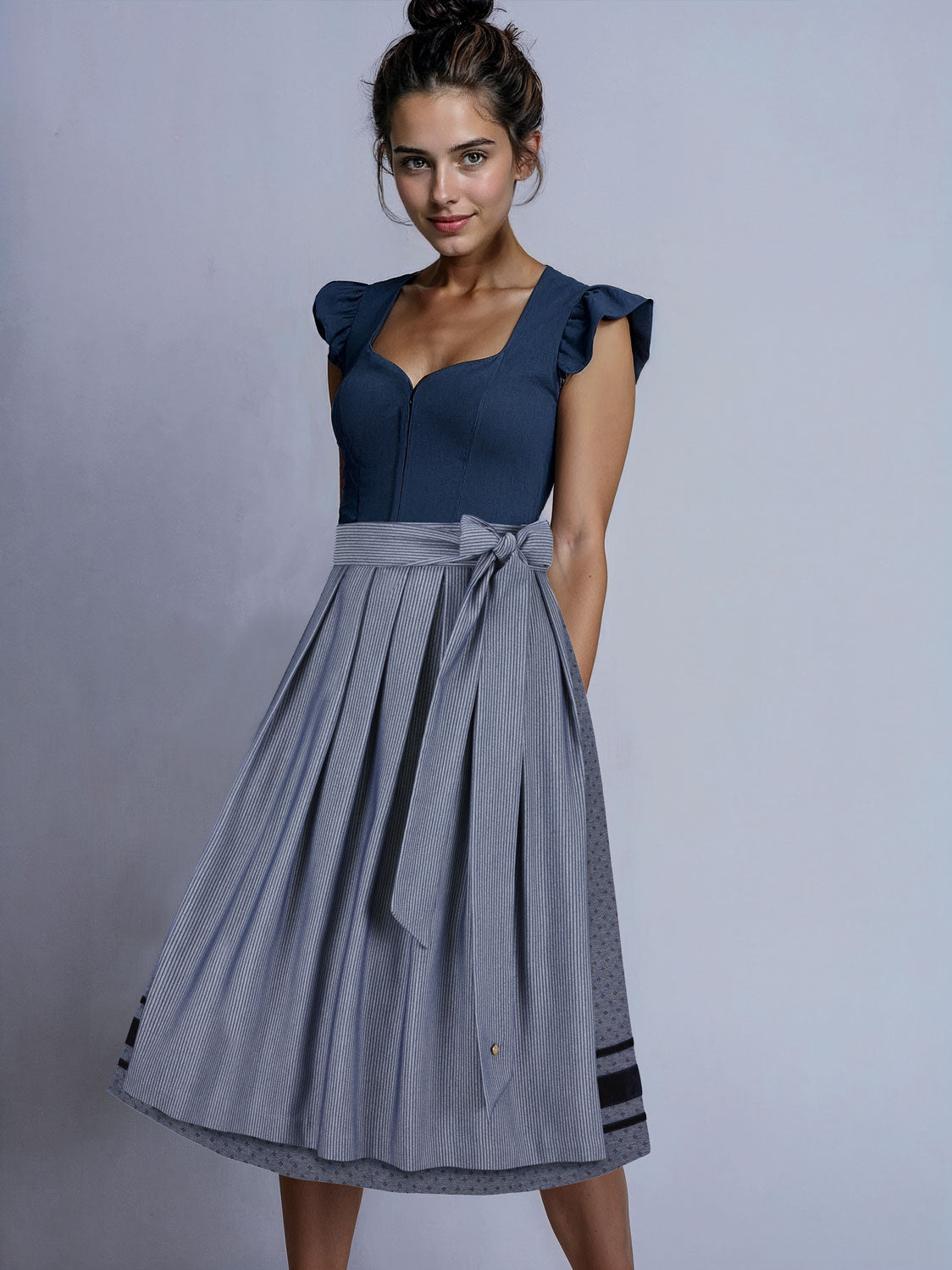 Dirndl Marie mit abknöpfbarem Arm