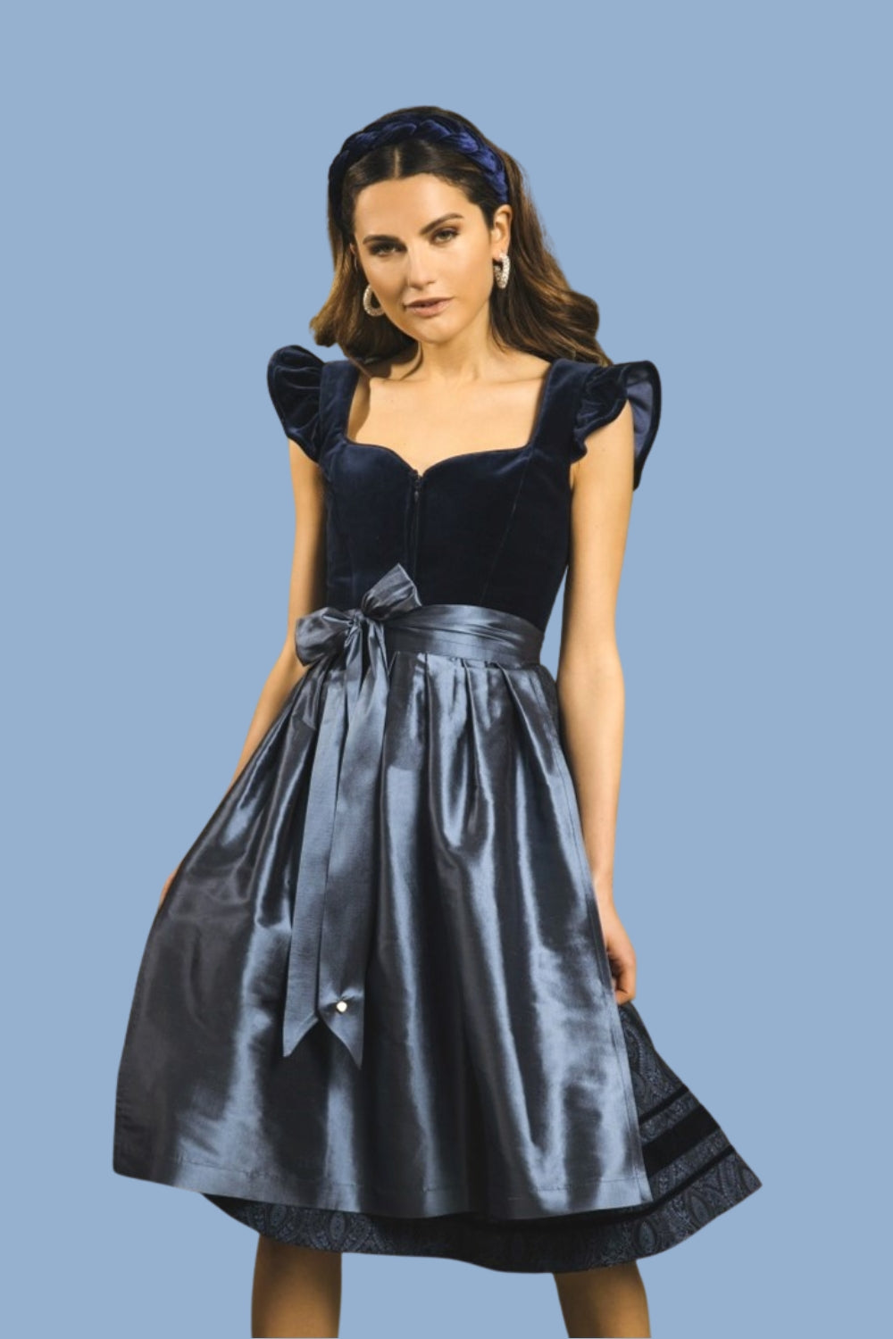 Samtdirndl Melissa mit abknöpfbarem Arm