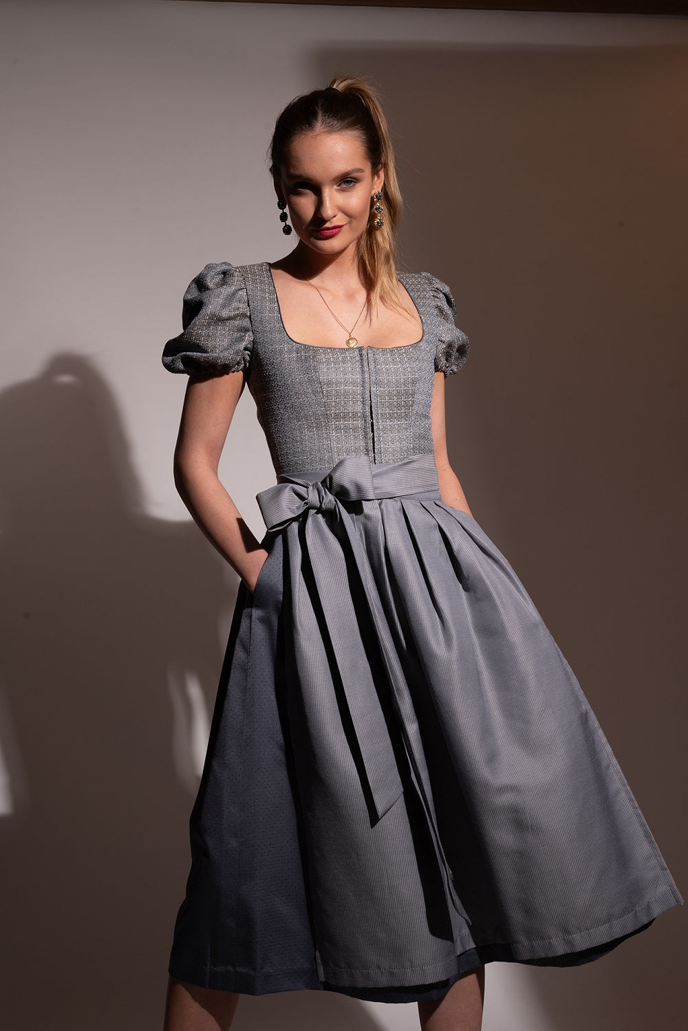 Dirndl Feline · 80cm